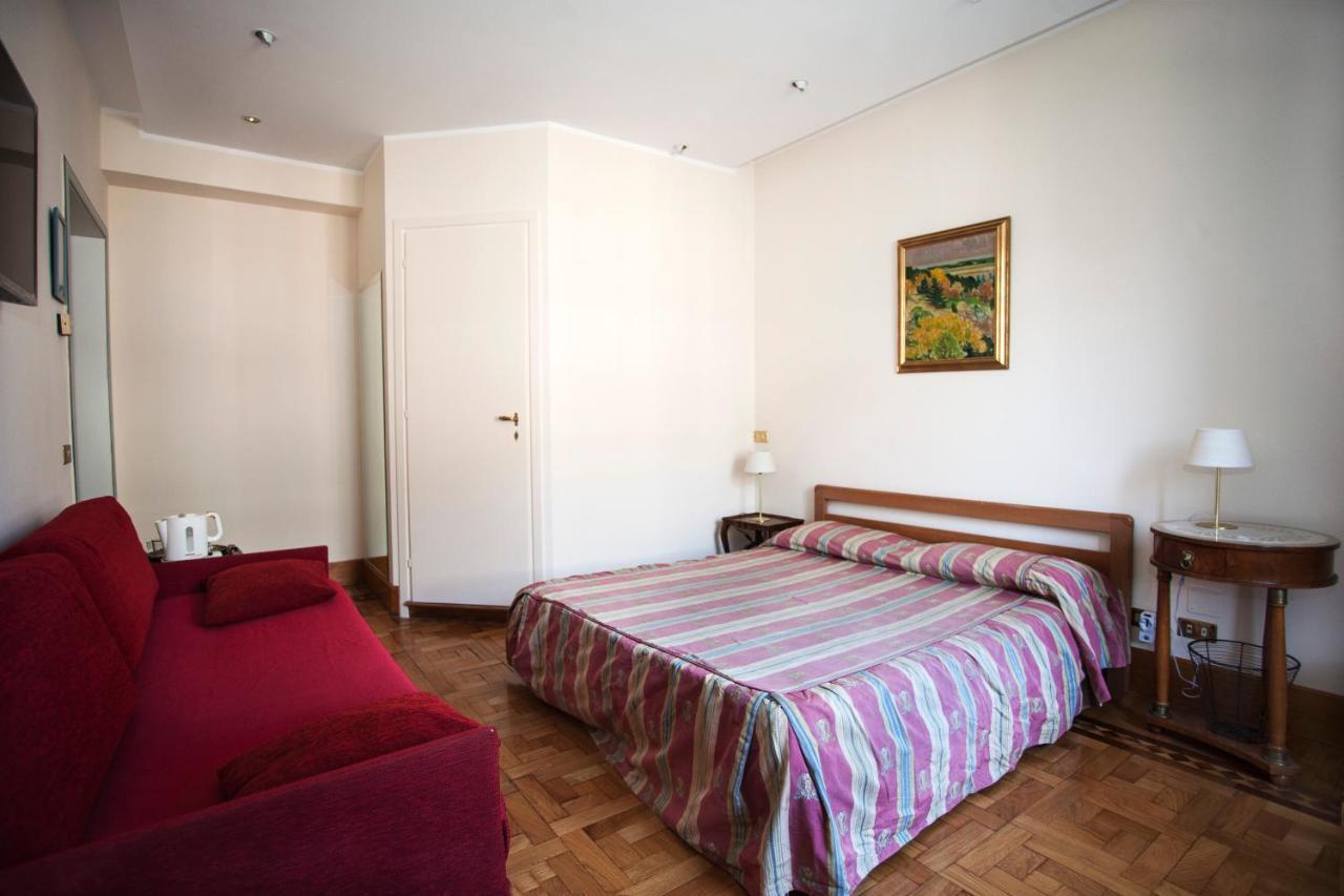 Martina House Bed & Breakfast โรม ภายนอก รูปภาพ